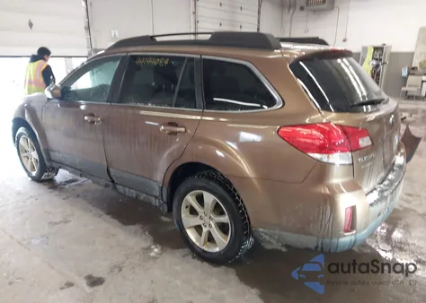 2013 Subaru Outback 2.5I Premium from USA, damaged, VIN 4S4BRBCC8D3269881